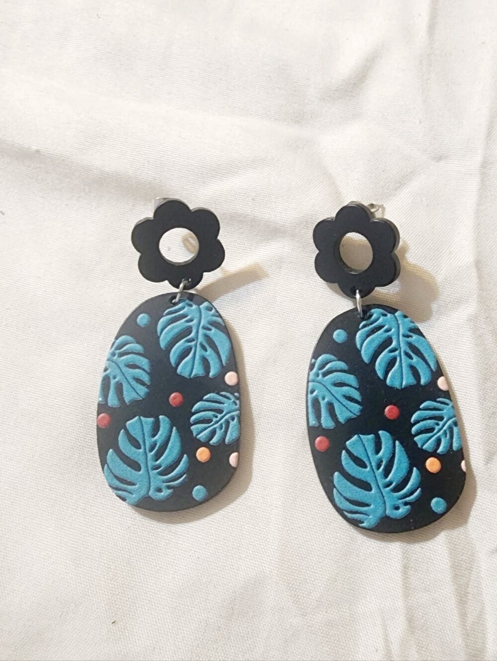 Floral Drop Earrings with Teal Monstera Accents - Women Accessories
